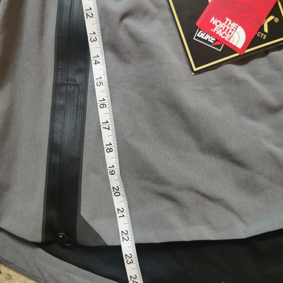 COPY - NWT, The North Face, Apex Gore-tex xs jacket - Picture 6 of 10